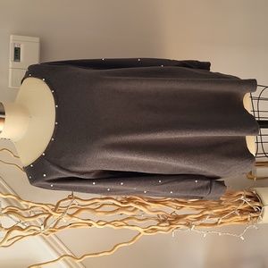 QUACKER FACTORY Grey embellished top. SX 1X